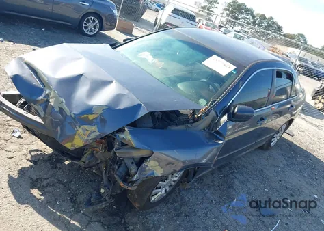 2004 Honda Accord 2.4 Lx z USA, uszkodzony, nr VIN 1HGCM56394A108392